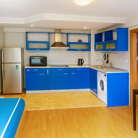 Seaside Nest Apartment *