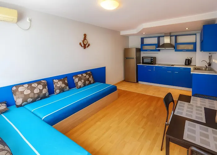 Seaside Nest Апартаменты