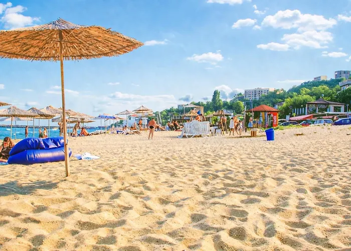 Seaside Nest Апартаменты Варна