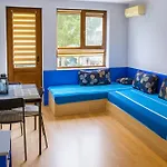 Apartment Seaside Nest *
