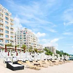 Apartment Seaside Nest Varna