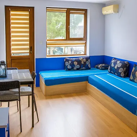 Apartment Seaside Nest *